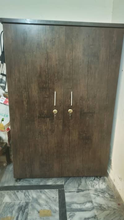 2 Door Wooden Almari with Drawer, Wheels & Lock