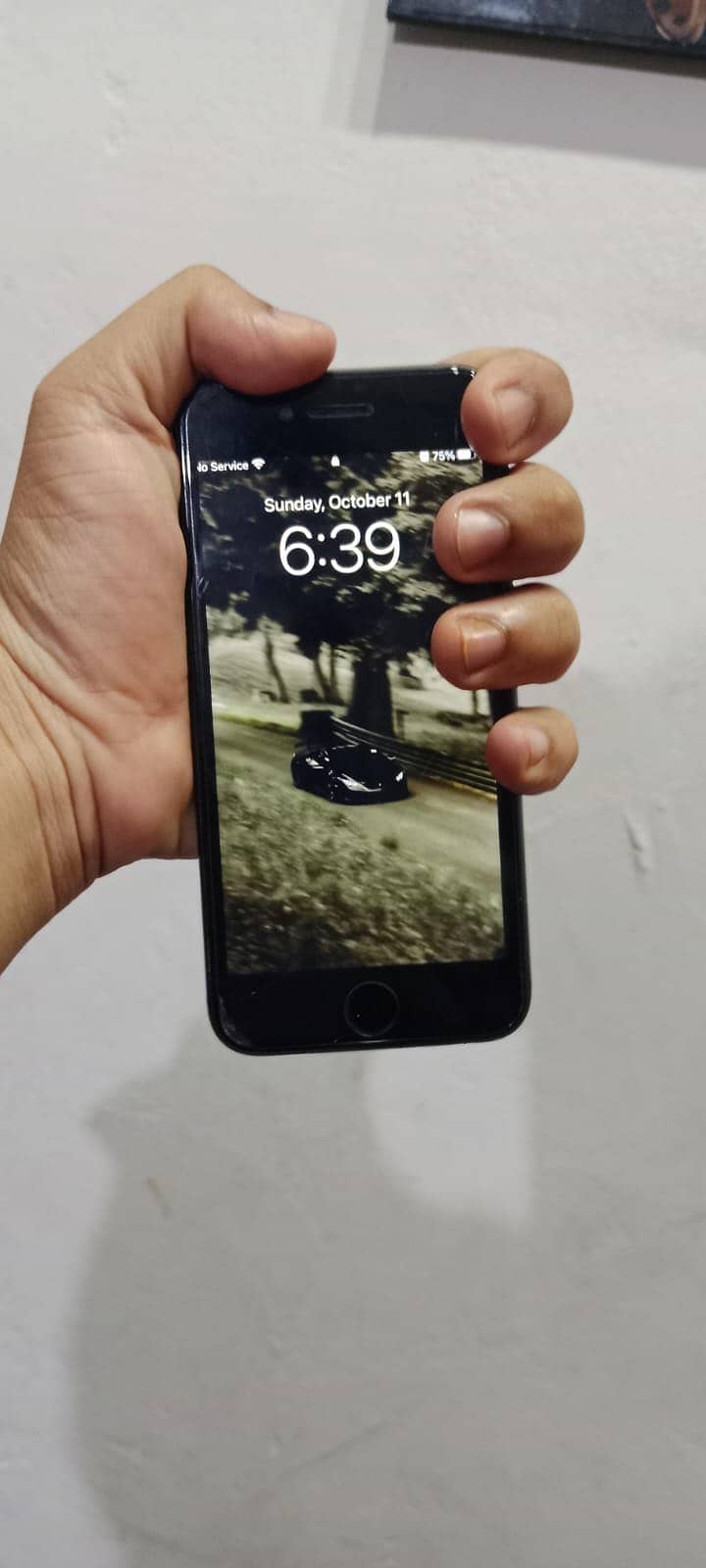 Apple iPhone 8 2
