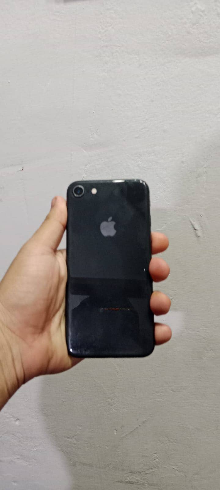 Apple iPhone 8 3