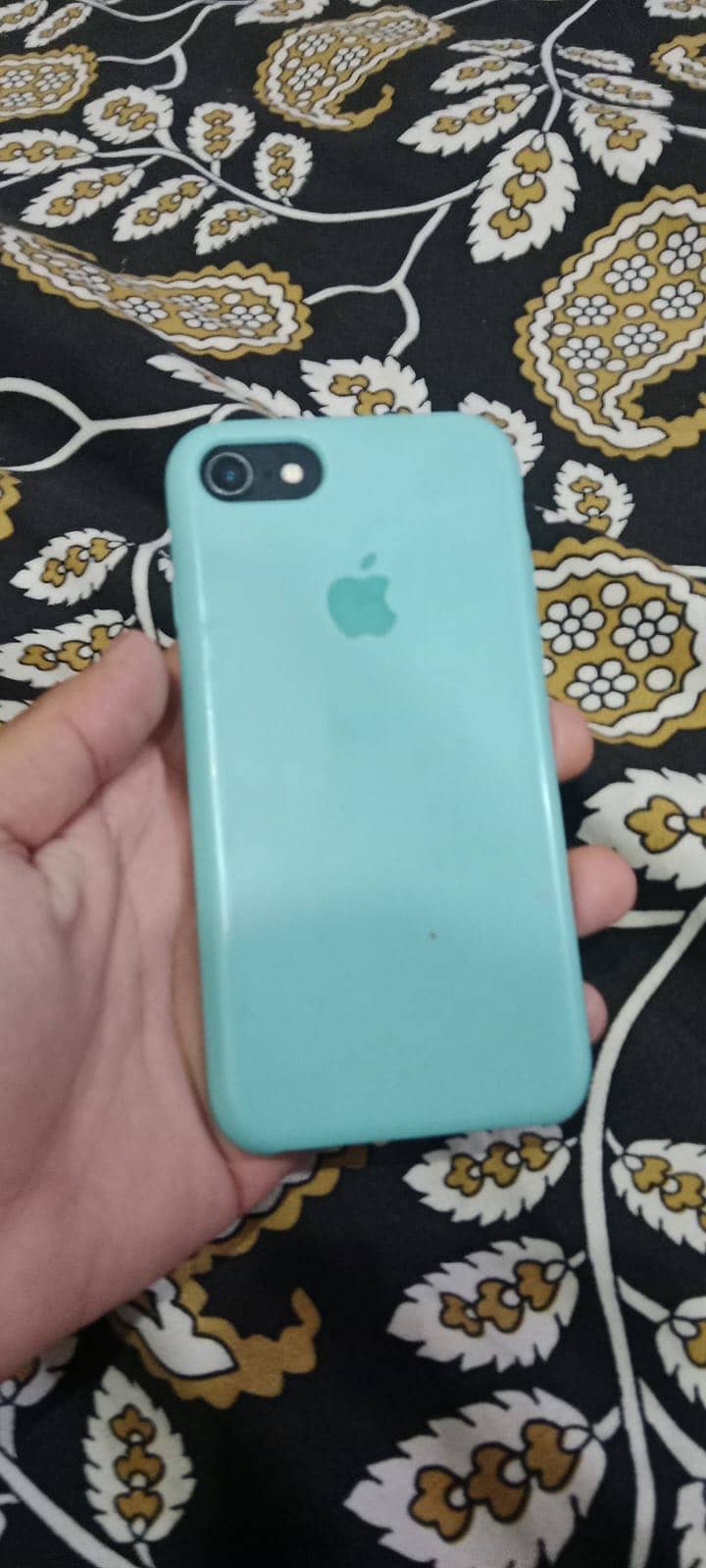 Apple iPhone 8 5