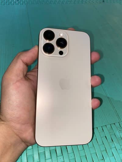 Apple iPhone 16 Pro Max