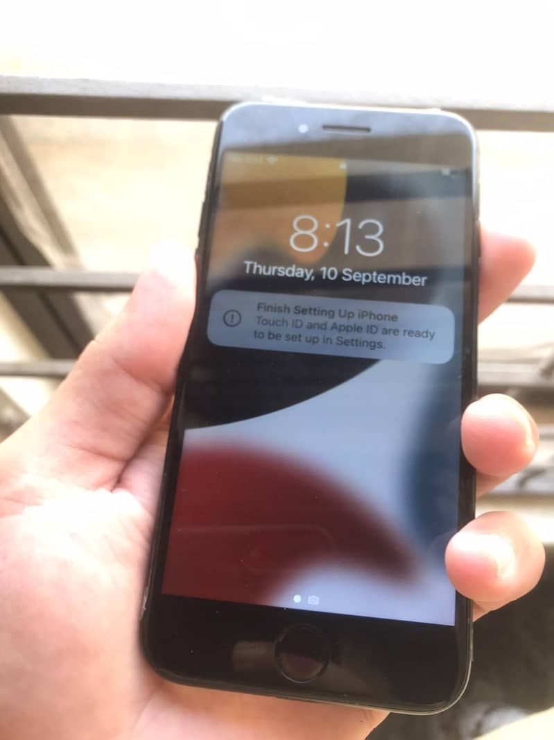 Apple iPhone 7 6