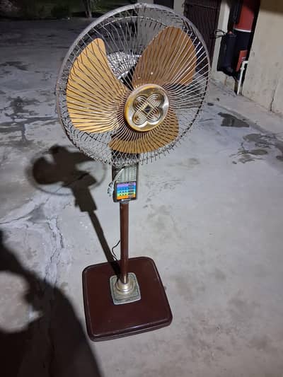 National old model fan