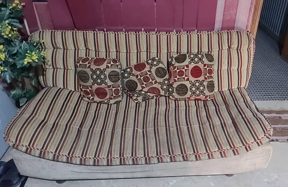 7 Seater Sofa Set. 0