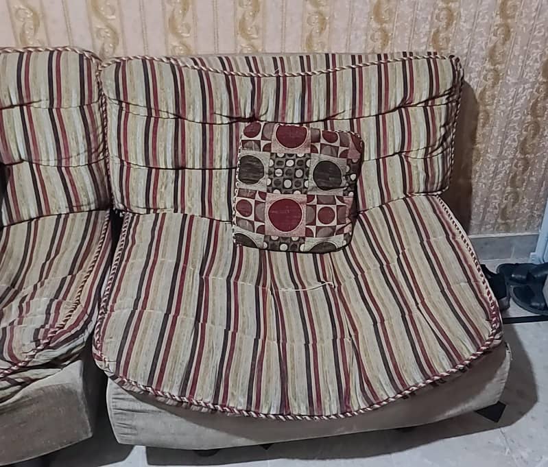 7 Seater Sofa Set. 1