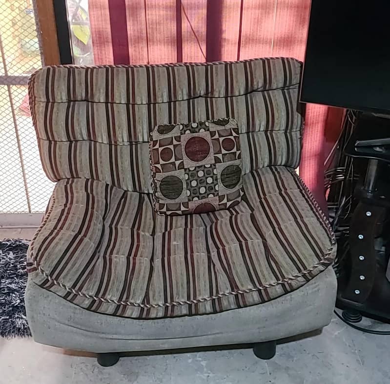 7 Seater Sofa Set. 3