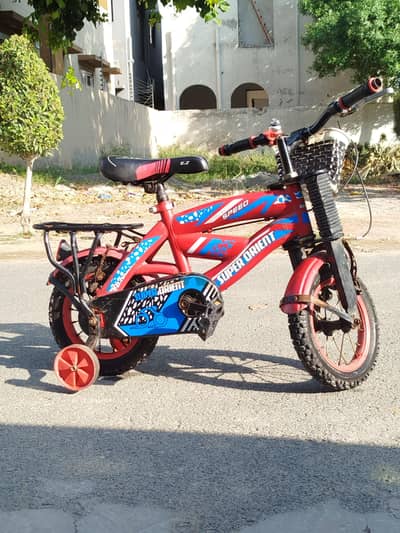 Bicycle for boys good condition 4 to 5 years boys cycle