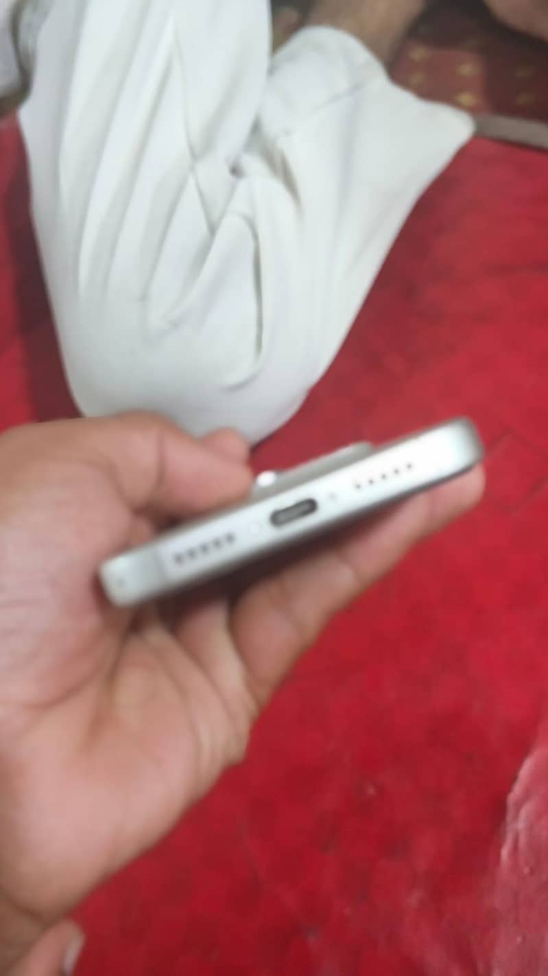 Apple iPhone 17 Pro 3