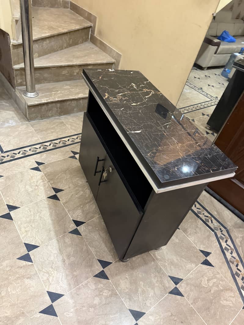 Office executive table with side table 6