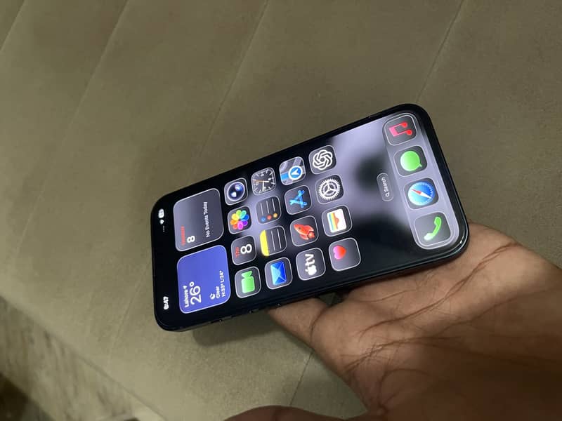 Apple iPhone 13 1