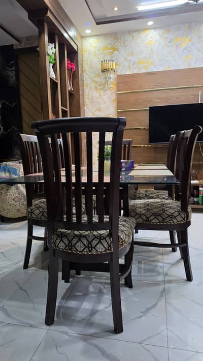 6 Seater Dinning Table