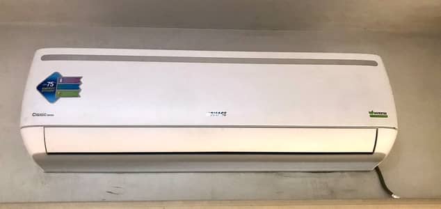 Homage inverter Split AC 1.5 ton/ only few month used