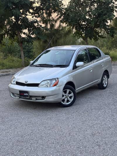 Toyota Platz 2000 Import 2005, first owner, out class condition