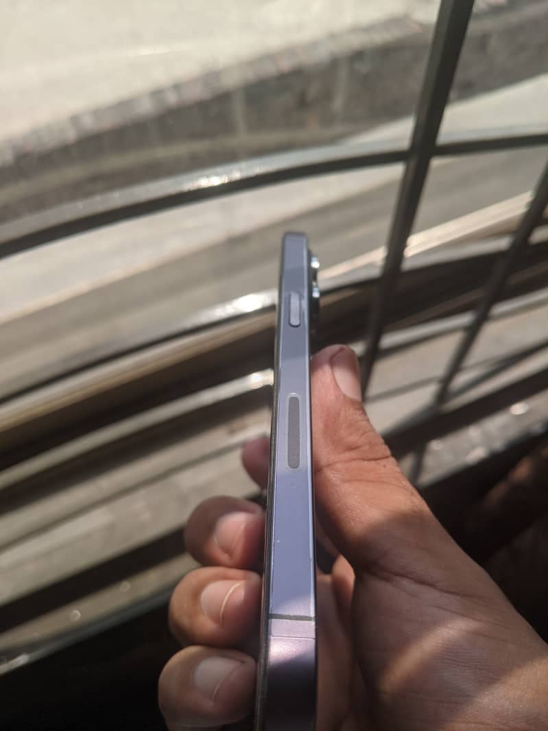 Apple iPhone 14 Pro Max 1
