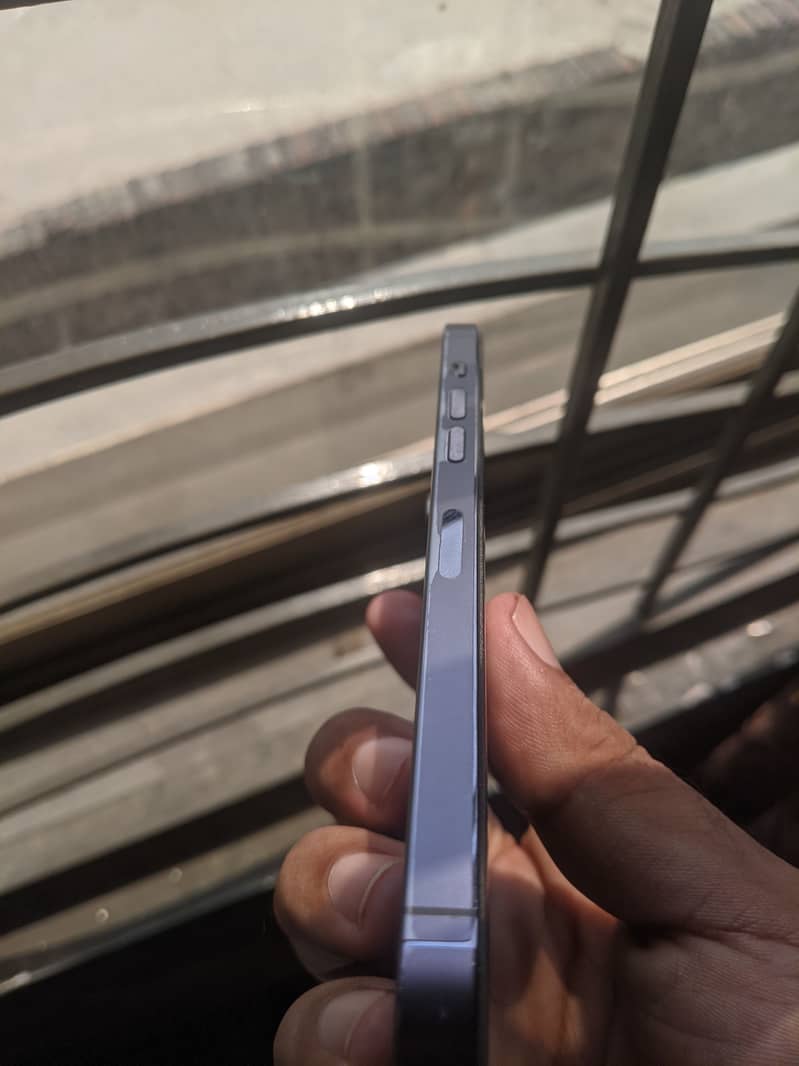 Apple iPhone 14 Pro Max 4
