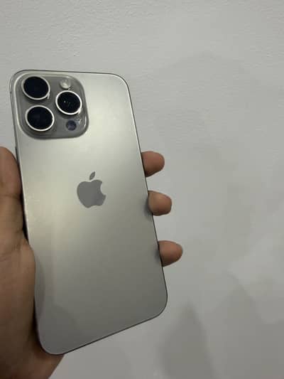 Apple iPhone 15 Pro Max