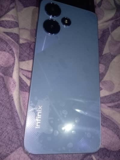 Infinix Hot 30 Play