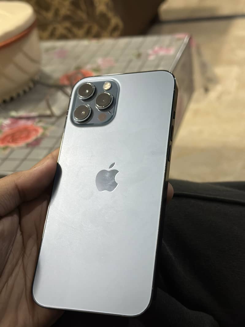 Apple iPhone 12 Pro Max 5