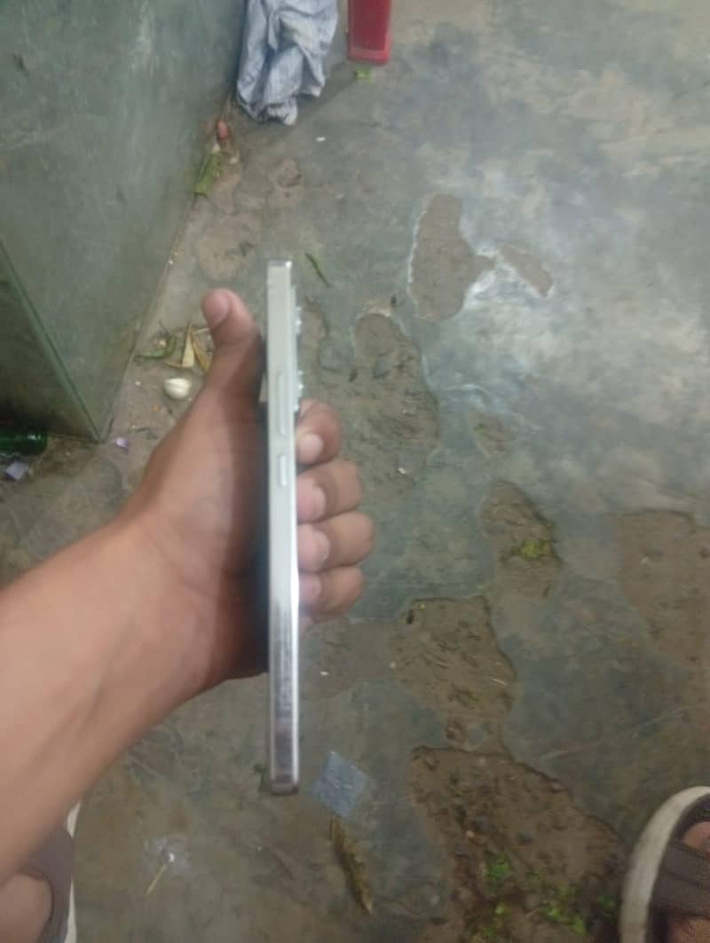 INFINIX NOTE 40 pro 2