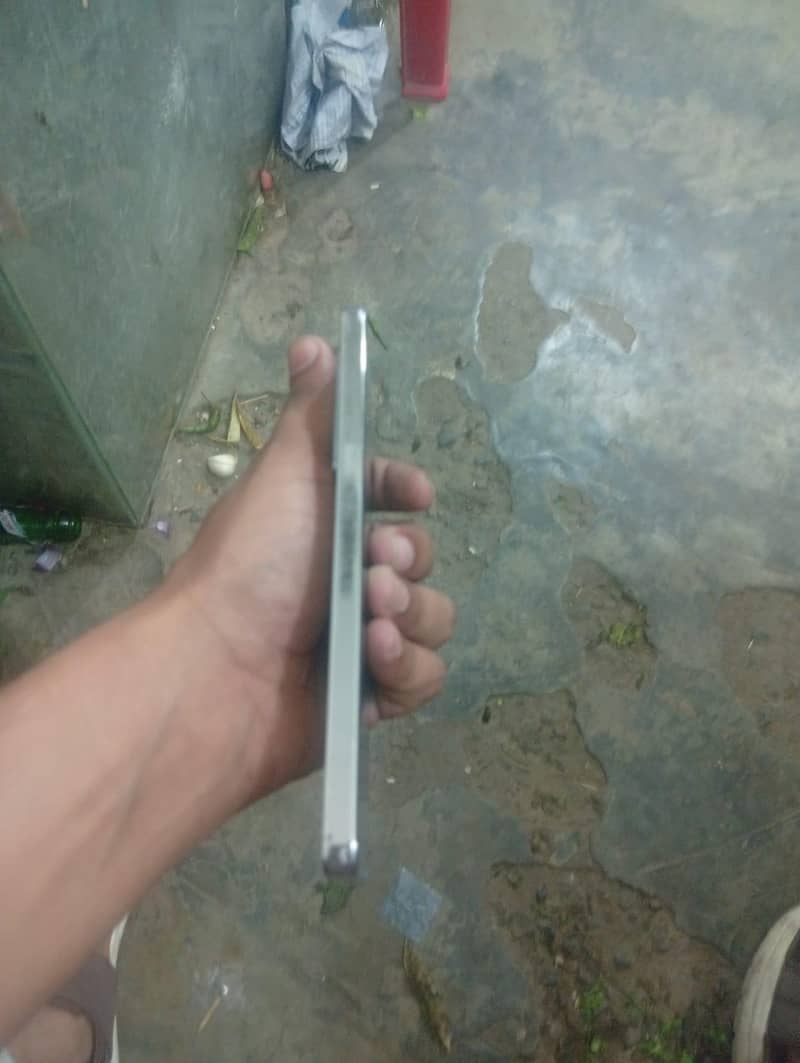 INFINIX NOTE 40 pro 5