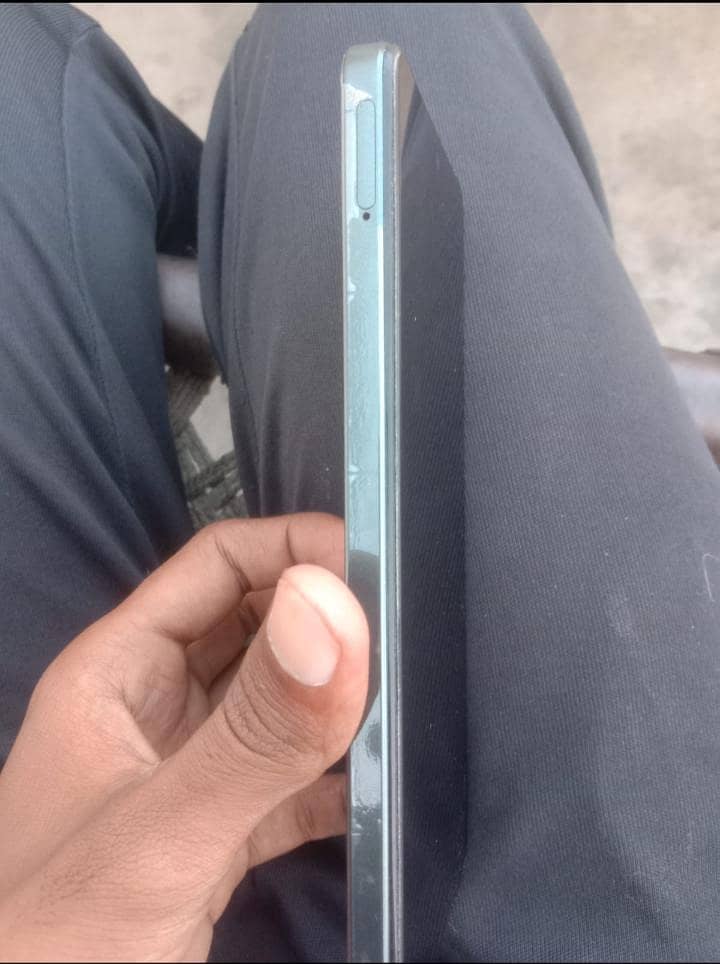 Realme C71 0