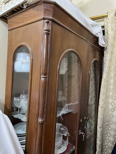 2 door cupboard