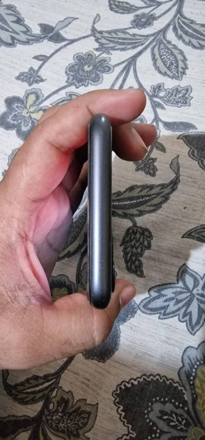 Apple iPhone 11 3