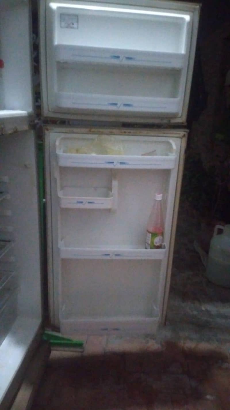 Refrigerator 3