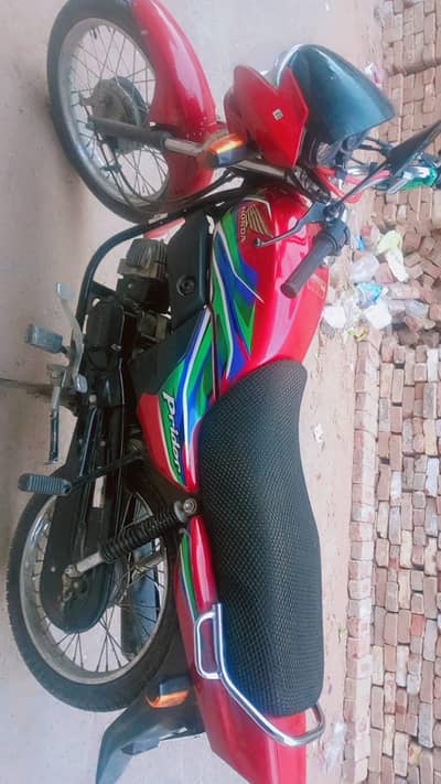 Honda Pridor 100