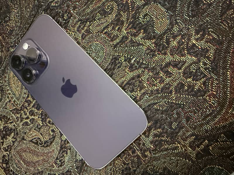 Apple iPhone 14 Pro 1