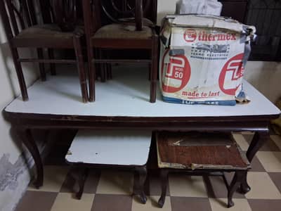 dinning table with free 2 tables without chairs