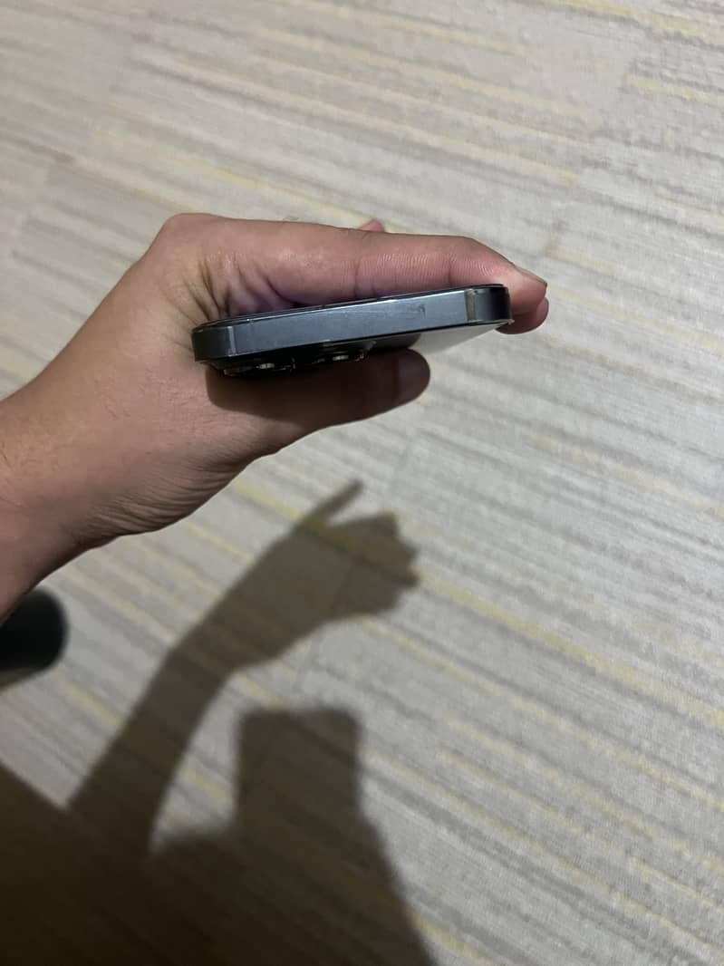 Apple iPhone 13 Pro jv 1