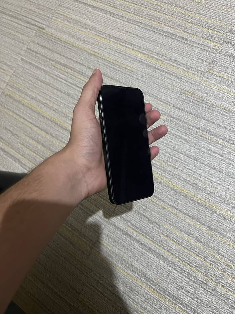 Apple iPhone 13 Pro jv 3