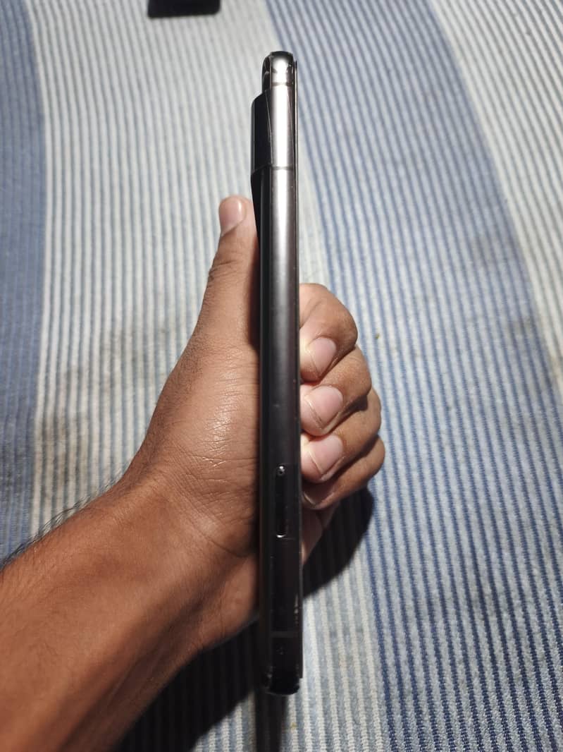 Google Pixel 8 Pro 4
