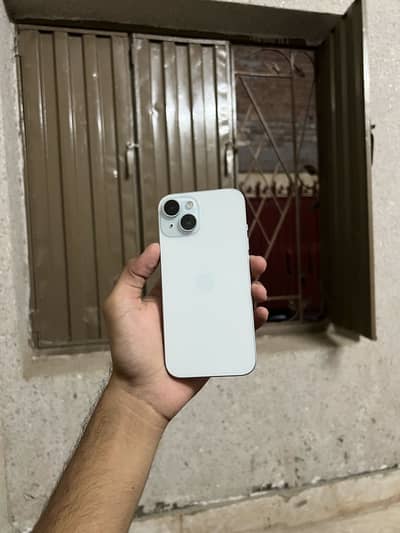 Apple iPhone 15