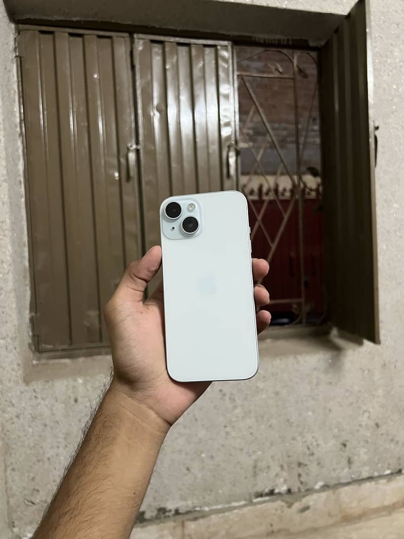 Apple iPhone 15 0