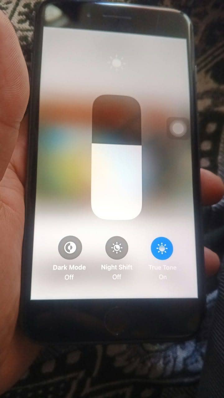 Apple iPhone 8 Plus 2