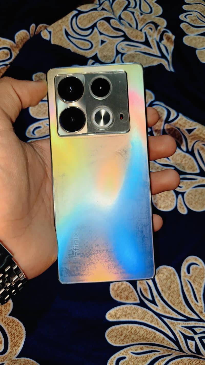 Infinix Note 40 0