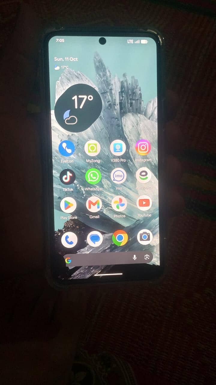Google Pixel 8 6