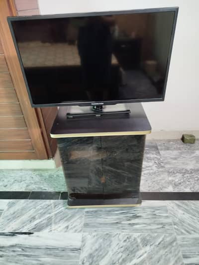 TLCD TV