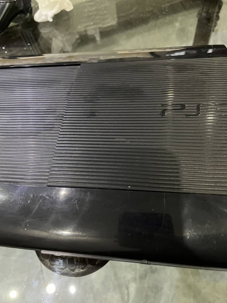 PS3 super slim 6