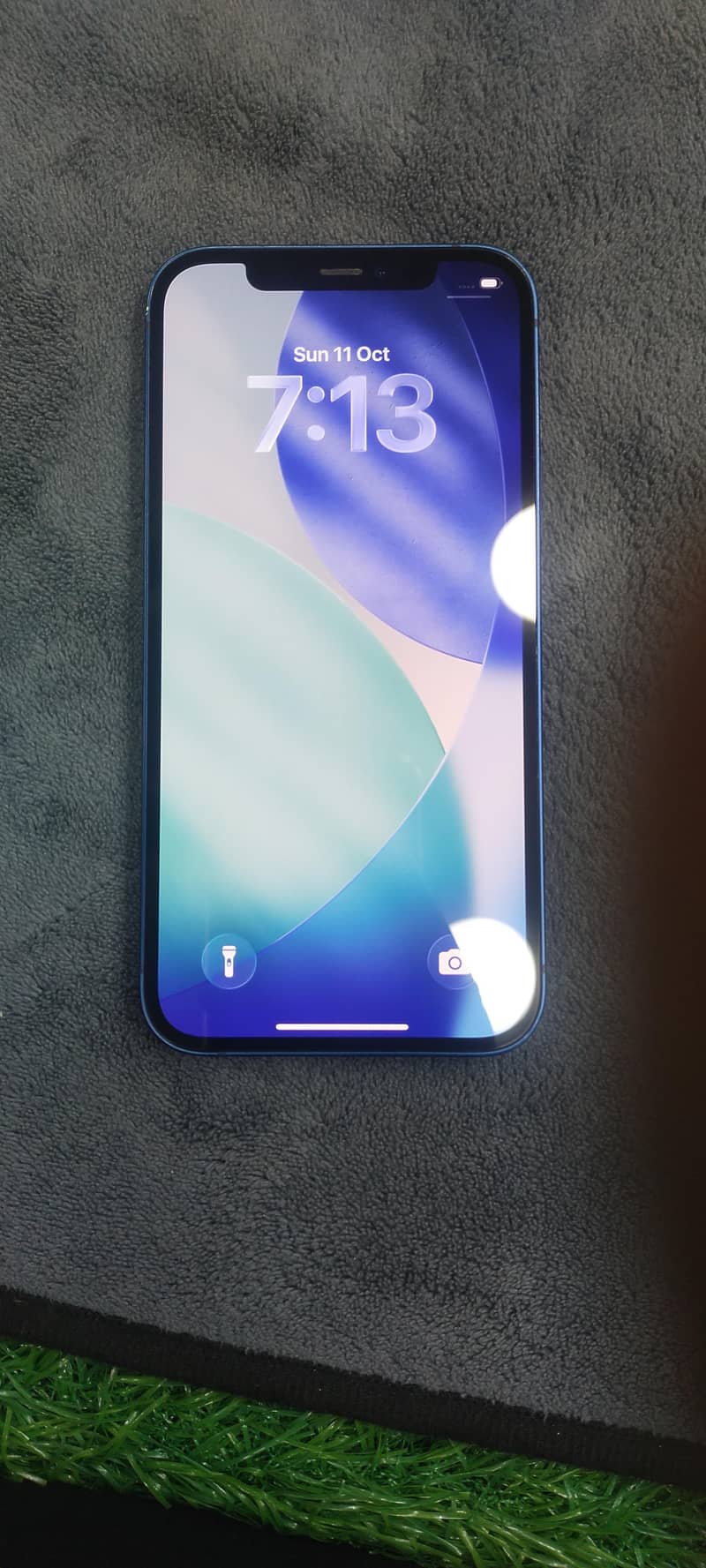 Apple iPhone 12 1
