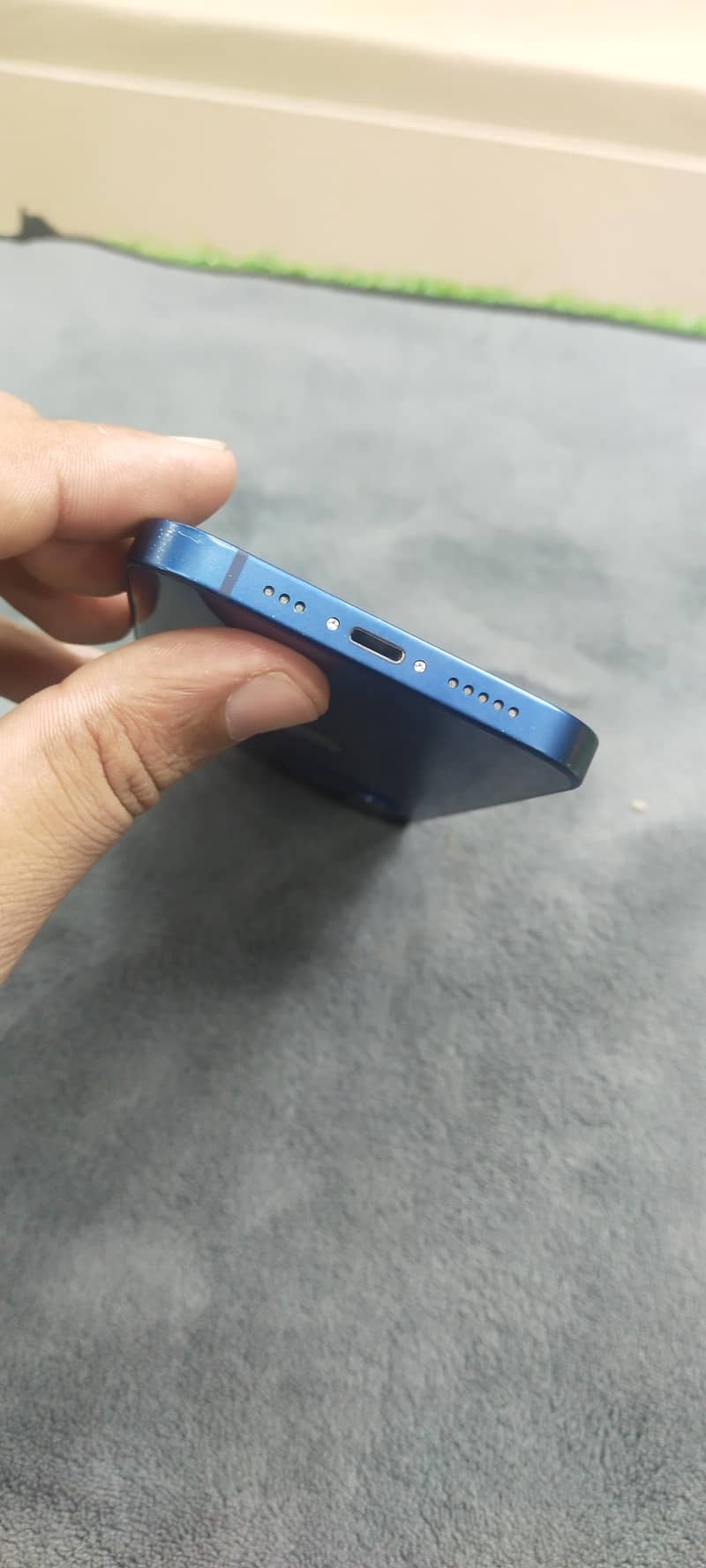 Apple iPhone 12 3