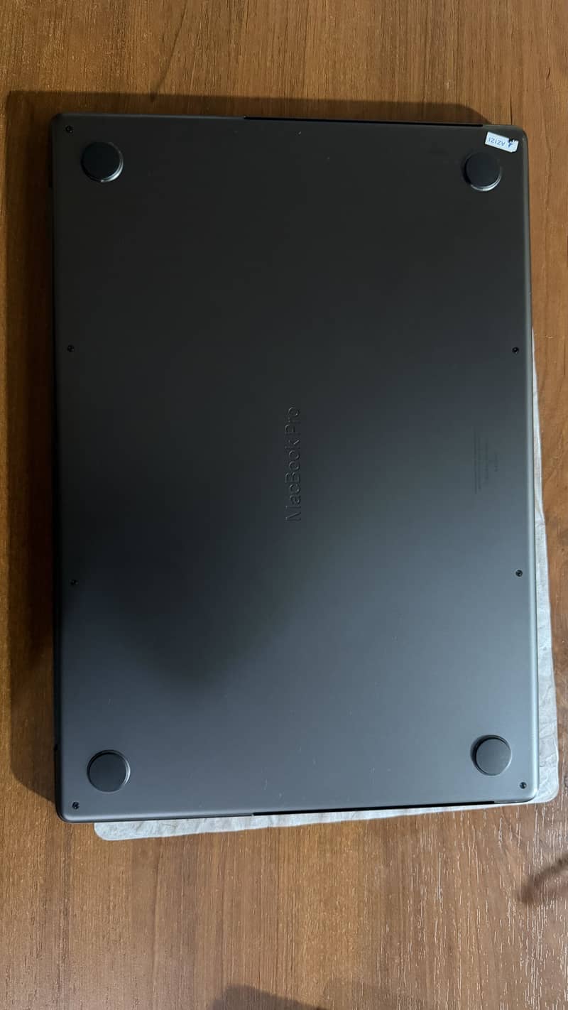 Macbook M3 Pro 3