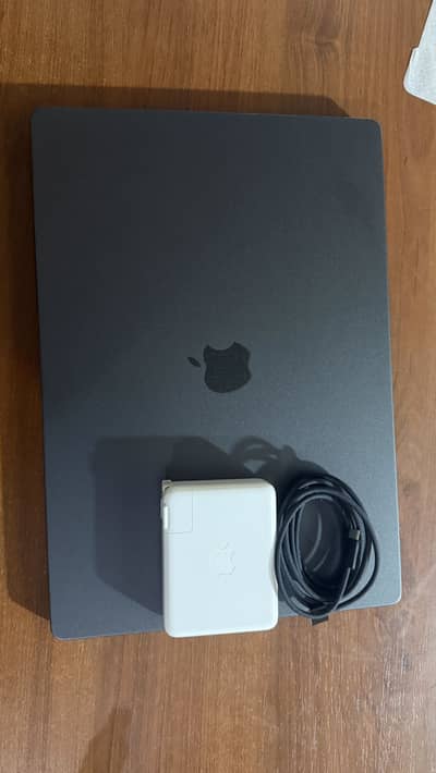 Macbook M3 Pro