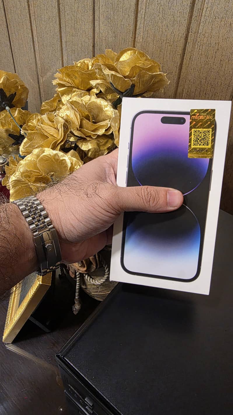 Apple iPhone 14 Pro SIM Working Non PTA 256GB 8
