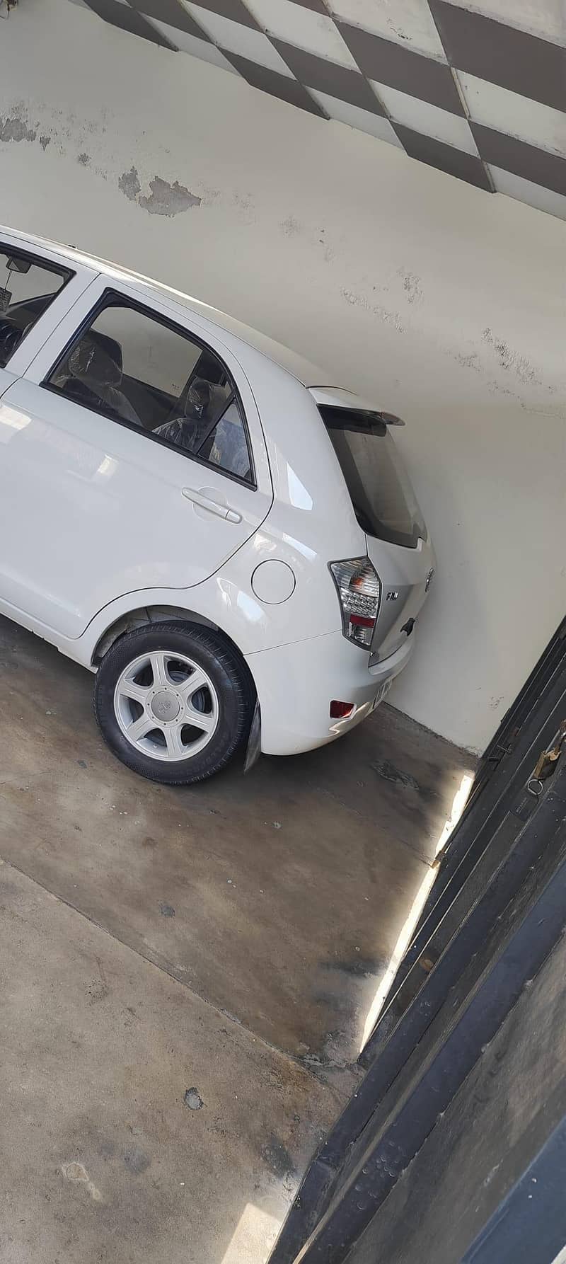 FAW V2 2