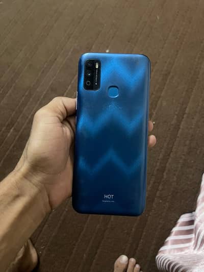 Infinix hot 9play 4 64gb serious buyer no exchange