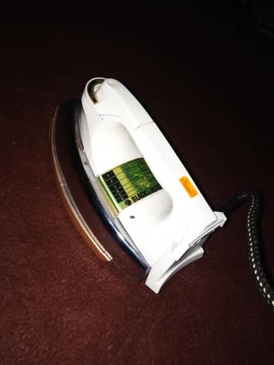 1200W Heavy Weight Dry Iron With 3 years gairente