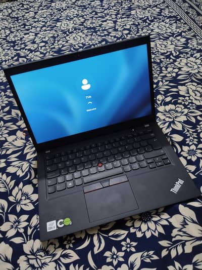 Lenovo ThinkPad 14s TouchScreen laptop - Core i5-10210U - 10th Gen